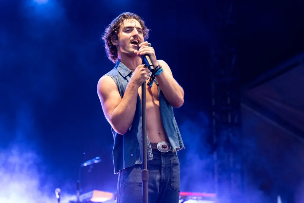 Benson Boone tickets